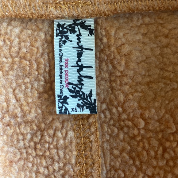 Free People Kelly Cognac Lounge Sweat Shorts. NWOT. Size XS - Picture 6 of 9